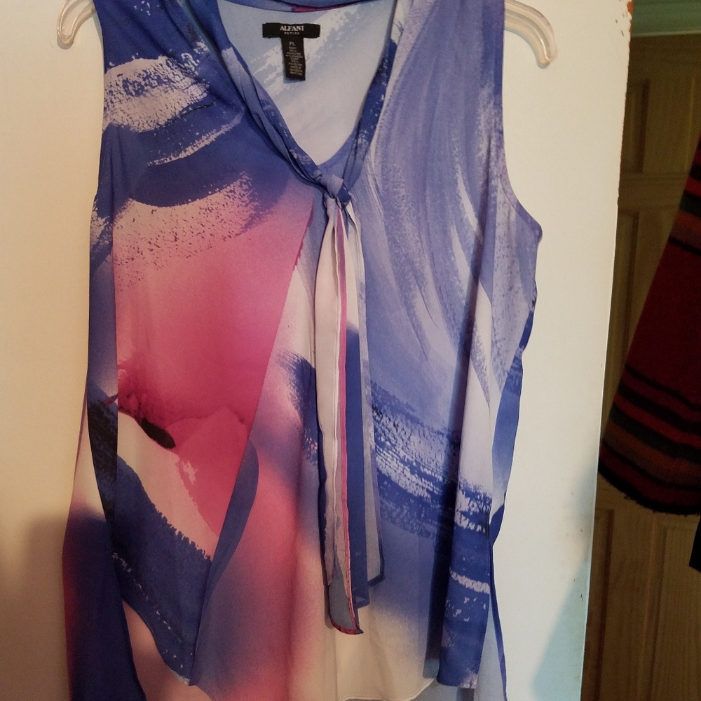 Multi color top